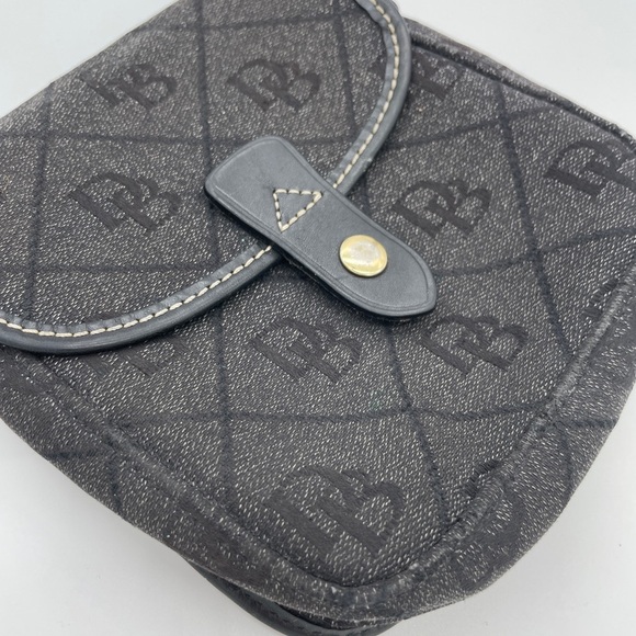 Dooney & Bourke Vintage Mini Leather Strap Shoulder Bag Handbag - Picture 2 of 8